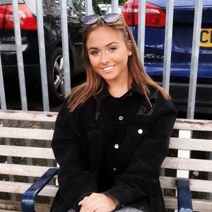 Meet your Posher, Abby